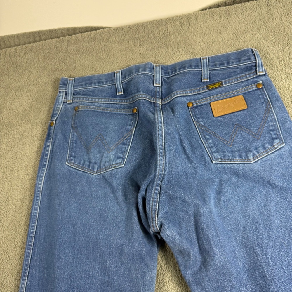 Wrangler 0013MWZ Cowboy Cut Original Fit Blue Denim Jeans 36x32 Mens Medium Wash